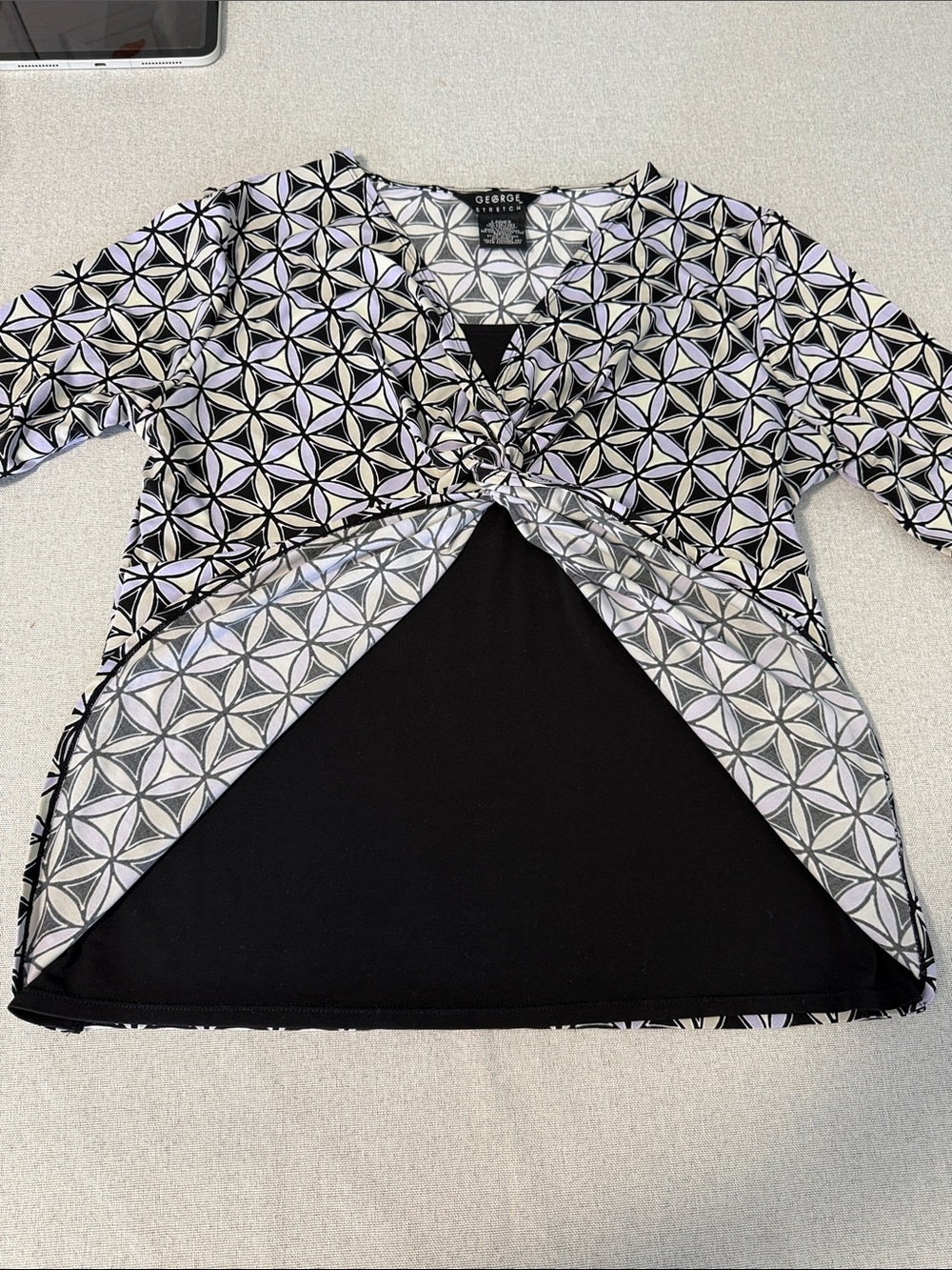George Knot-Front Geometric Print Top - Black & Lavender XL - Picture 12 of 14